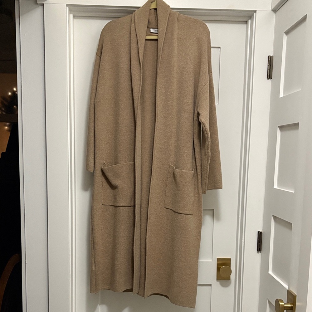 Mango Classic Knit Cape Coat
Tall - Picture 3 of 5
